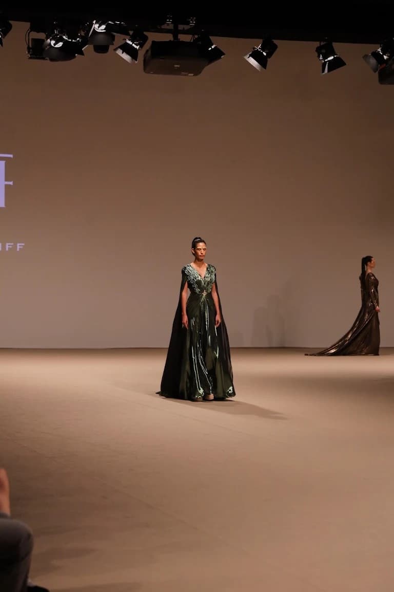 HUMARIFF Art of Living — look 10